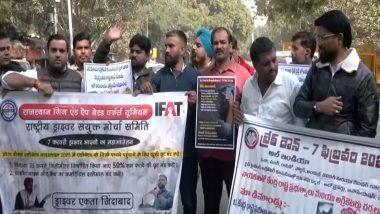 India News | Delhi: App-based Transport Workers Hold Protest at Jantar Mantar, Ask Govt to Fix Minimum Base Fares