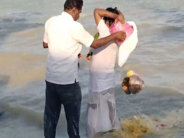 India News | NCP Workers Immerse Late Ajit Pawar's Ashes in Sea of Agni Theertha in Rameswaram