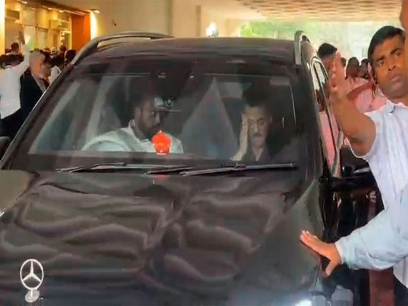 Entertainment News | Salman Khan Attends RSS Centenary Event in Mumbai