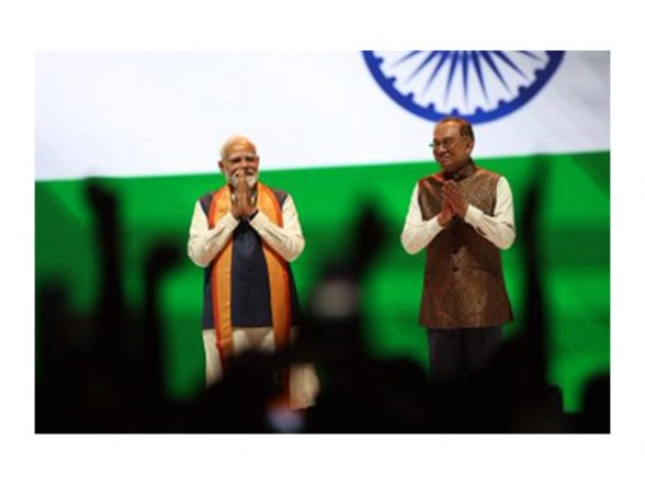 World News | 'Euphoric' Indian Diaspora in Malaysia Welcomes PM Modi, Feels 'elated'