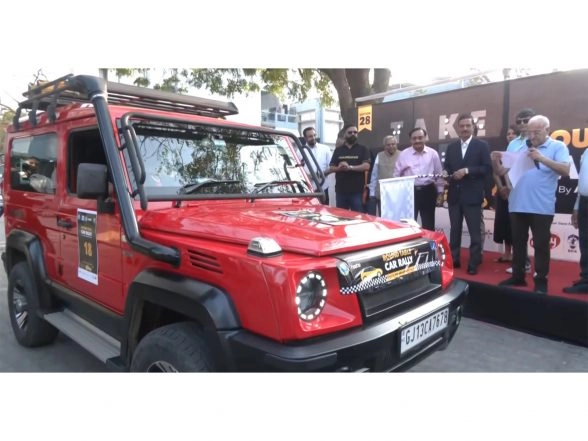 India News | Ahmedabad Police Commissioner Flags off Round Table Car Rally for Visually Impaired
