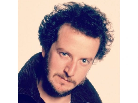 Entertainment News | Soliciting Prostitution Charge Against 'Home Alone' Actor Daniel Stern Dropped