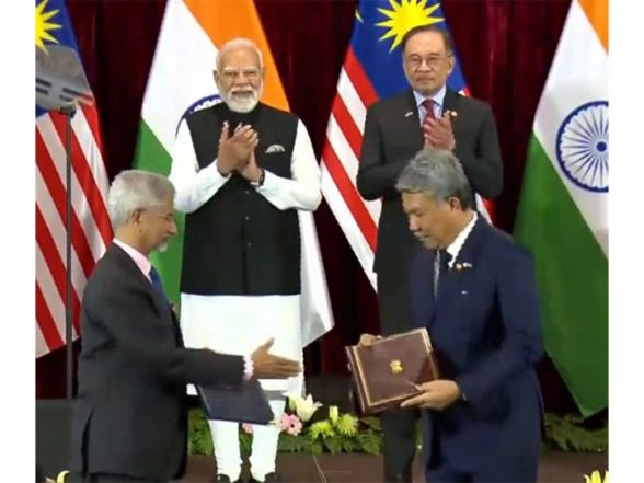 World News | PM Modi, Malaysian Counterpart Welcome Ongoing AITIGA Review