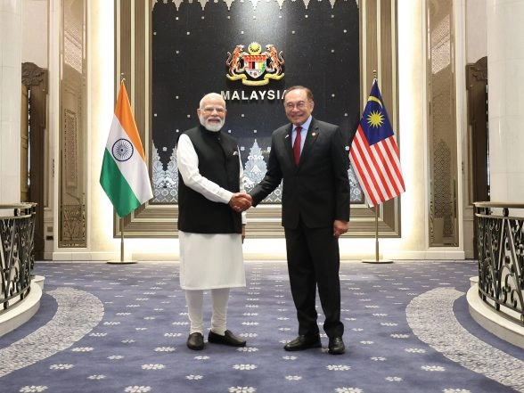 World News | India, Malaysia Explore Deeper Partnership in AI, Defence During PM Modi's Visit