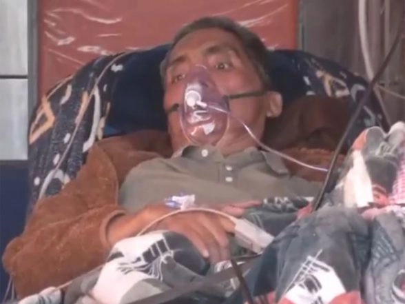 India News | Manipur BJP MLA Vungjagin Valte Airlifted to Delhi for Medical Check-up After Alleged Mob Attack