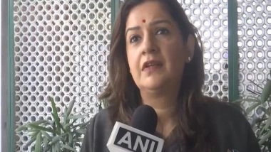 India News | Shiv Sena (UBT) Backs Mohan Bhagwat's Demand for Bharat Ratna for VD Savarkar, Slams BJP