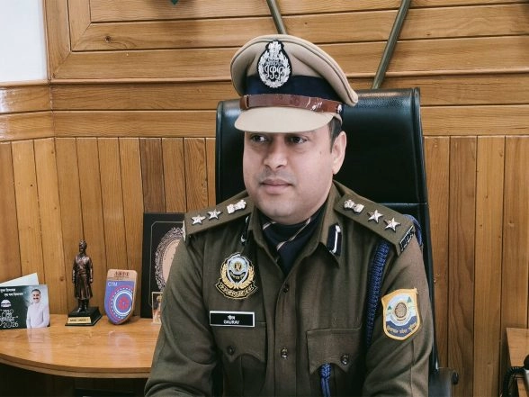 India News | 2013 Batch IPS Officer Gaurav Singh Takes Charge as New Shimla SP, Pledges Strong Action Agaginst Drug Menace