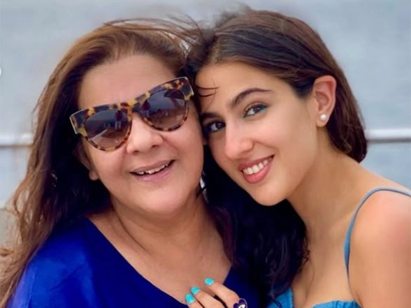 Entertainment News | Sara Ali Khan Posts Heartfelt Birthday Wish for Her Mother Amrita Singh