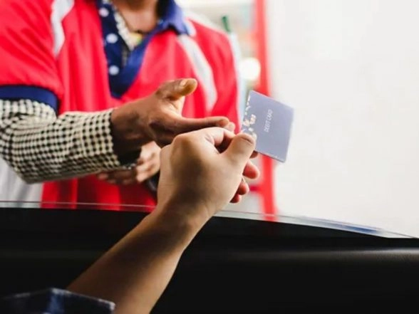 Business News | Why Fuel Credit Cards Continue to Matter Despite Changing Reward Structures?