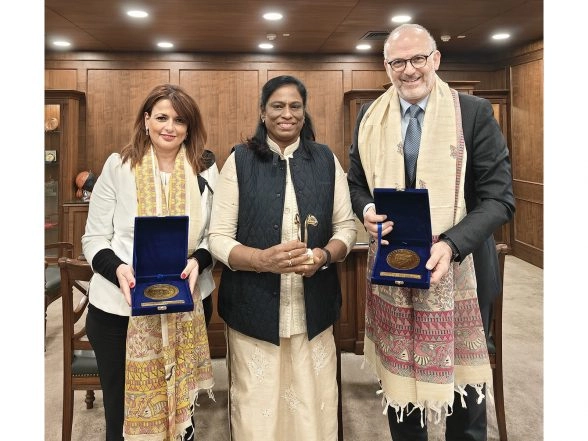 Sports News | International Olympic Academy Delegation Meets IOA President PT Usha in New Delhi