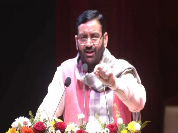 India News | Haryana CM Distributes Rs 24 Crore Prize Money to 417 Players from Various Competitions