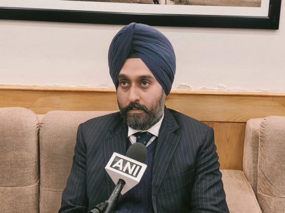 India News | HPTDC Signs MoU with IRCTC to Boost Tourism, Promote Heritage Toy Train Experience