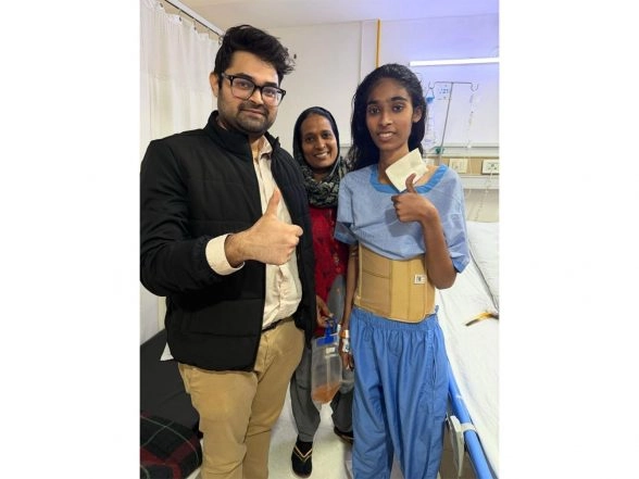 India News | Doctors Perform Rare Life-saving Surgeries to Save 16-year-old After Corrosive Poisoning Destroys Her Stomach