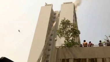India News | Maharashtra: Fire Breaks out at Residential Building in Pune
