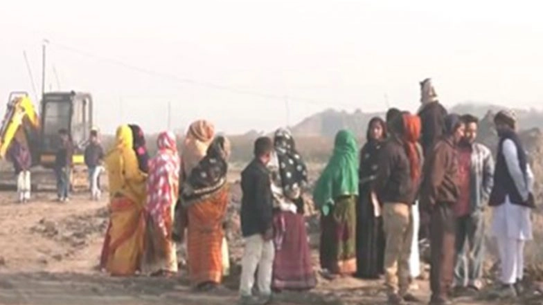 India News | 'We Will Throw Them Out of Power': Jan Unnayan Party Chief Vows to Complete 'Babri Masjid' Construction