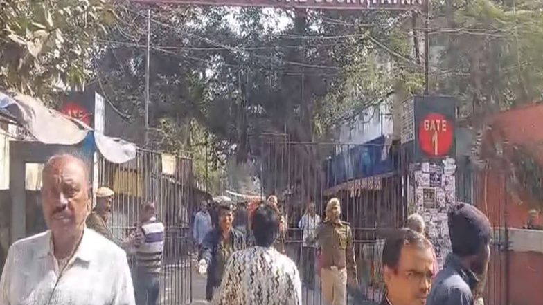 India News | Bihar: Patna Civil Court Receives Bomb Threat for Sixth Time; Premises Evacuated