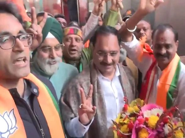 India News | Delhi BJP Welcomes Newly Elected Councillors from Kerala in Delhi