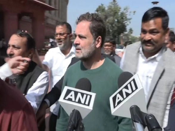 India News | Congress' Rahul Gandhi Alleges Media Following BJP Directives, Calls It 'disservice to Country'