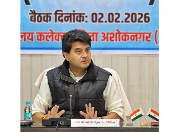 Business News | Risk-based Interventions Prevent Rs 1,400 Crore in Telecom Frauds; Jyotiraditya Scindia Highlights Measures Undertaken and Major Outcomes in Reducing Telecom Frauds