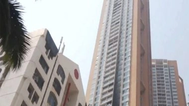 India News | Mumbai: Fire Breaks out on 9th Floor of 45-storey Building in Goregaon East