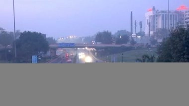 India News | Delhi's Air Quality Slips to 'moderate' at 197; Anand Vihar, RK Puram Record 'poor' AQI