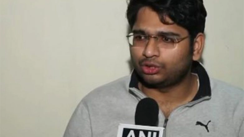 India News | ABVP, Left Trade Charges over Alleged Assault of Journalist During DU Protest