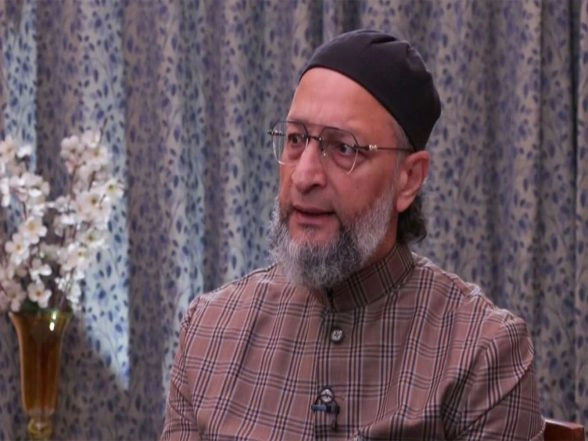 India News | AIMIM's Owaisi Says 'India Moving Toward Becoming a Theocratic Nation' Amid Vande Mataram Row