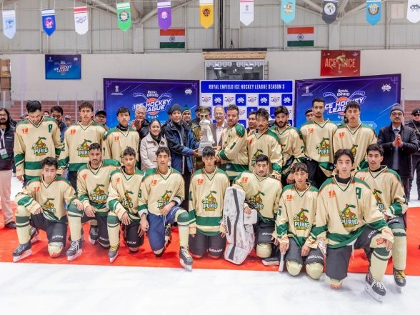 Sports News | Humas Warriors Clinched Ice Hockey League Season 3 Men's Title with Late Surge