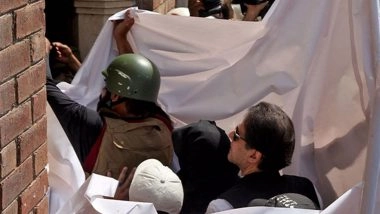 World News | Pakistan: Imran Khan, Bushra Bibi Approach IHC for Toshakhana-2 Sentence Suspension Citing Legal, Medical Grounds