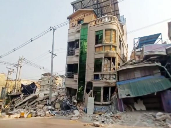 World News | Earthquakes of Magnitude 3.2 Strike Myanmar