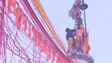 India News | Mor Mukut Tied at Main Peak of Baba Baidyanath Dham Deoghar as Devotees Converge in Big Numbers on Mahashivaratri