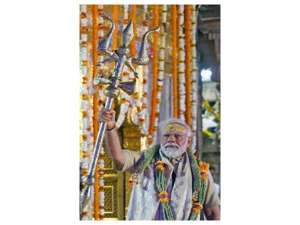 India News | PM Modi Extends Mahashivratri Greetings, Prays for Well-being of Citizens