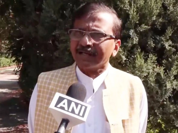 India News | Focus on Farmers' Suicides, Unemployment Issues, Not Shivaji-Tipu Controversy: Sanjay Raut on Harshwardhan Sapkal Row