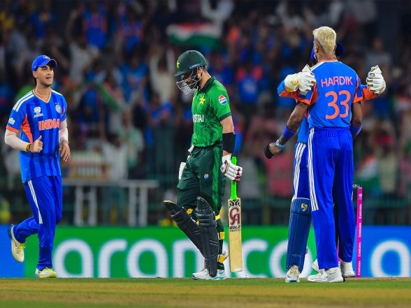 India News | Refusing to Shake Hands with Pakistani Players is Not Nationalism but Lack of Sportsmanship: Digvijaya Singh