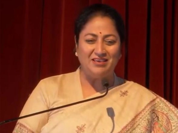 India News | Delhi CM Rekha Gupta Attends School Annual Function, Anandam Fest; Launches GNCTD IT Initiatives