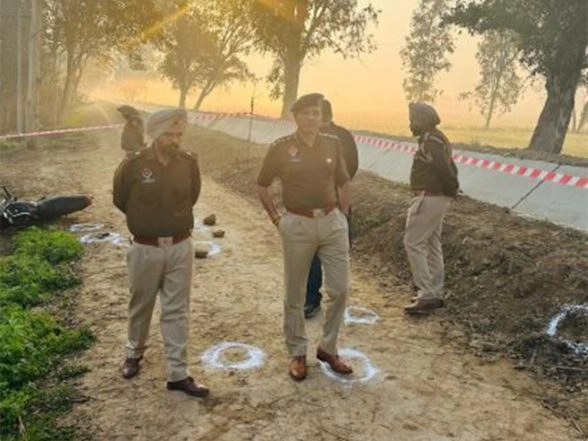 India News | Tarn Taran Sarpanch Murder: Key Accused, His Accomplice Injured in Police Encounter