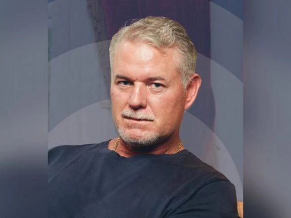 Entertainment News | James Van Der Beek's Widow Remembers Eric Dane, Sends Love to Rebecca Gayheart