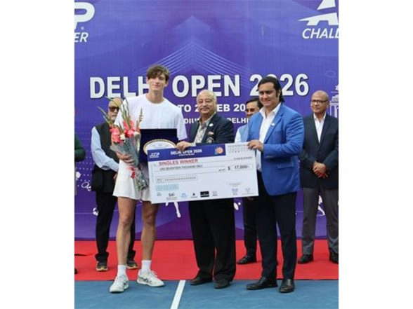 Sports News | Unseeded Stefanos Sakellaridis Registers Incredible Come-from-behind Win to Secure Delhi Open Singles Title