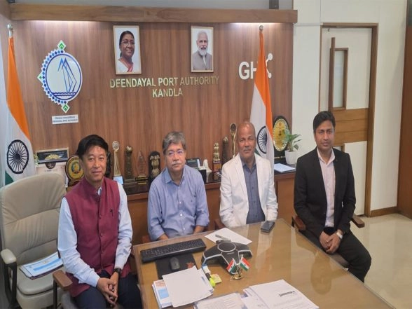 India News | Deendayal Port Authority to Initiate Site Work for India's First 150 TPD E-Methanol Plant