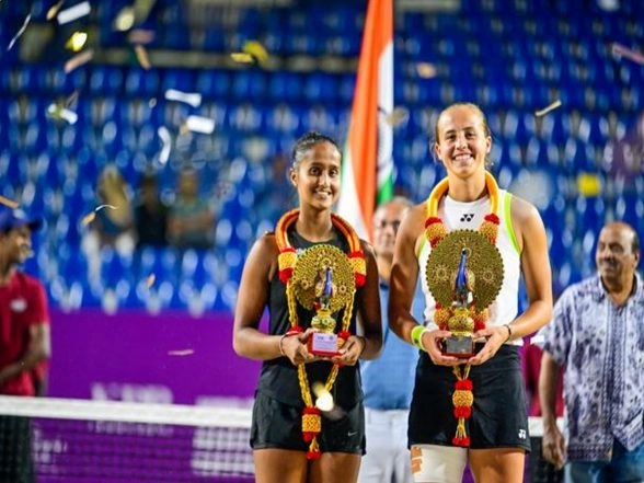 Sports News | Vandewinkel Ends Adkar's Historic Run to Clinch ITF W100 Bengaluru Title