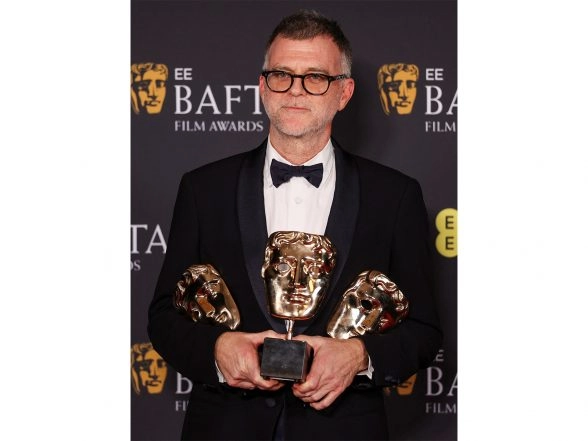 Entertainment News | BAFTA 2026: Paul Thomas Anderson Wins Best Director for 'One Battle After Another'