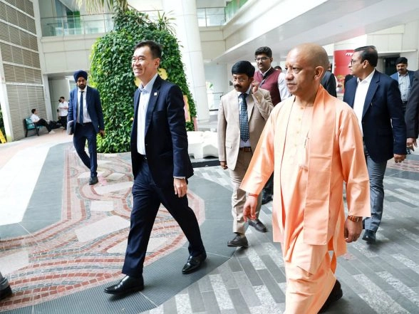 India News | Singapore: CM Yogi Adityanath Reviews Skill Development Model at ITE, Signs MoUs to Boost UP's Workforce