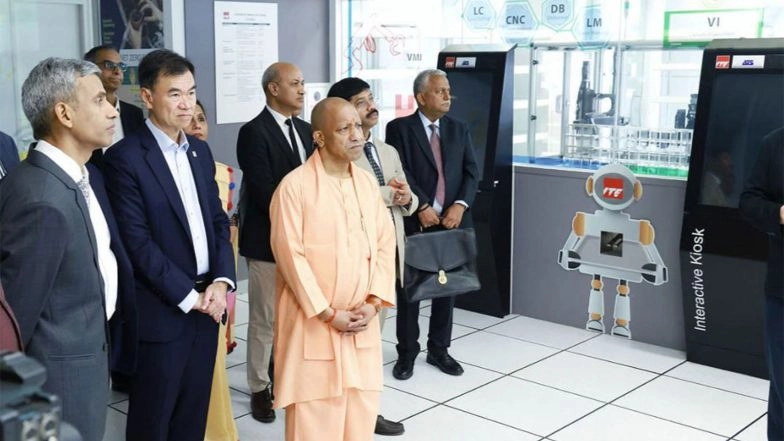 India News | Yogi Government Scores Big on First Day of Singapore Visit, Signs Key Investment MoUs