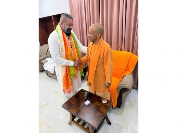 Entertainment News | Sanjay Dutt Shares Pictures from His Meeting with CM Yogi Adityanath