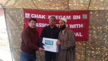 India News | J-K: Indian Army and Elfa International NGO Distribute Food Kits in Kandi and Tarish Villages During Ramzan