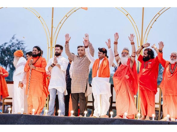 Business News | Historic Grand Samudra Maha Aarti Concludes at Goan Beaches