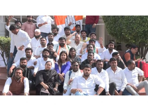 India News | Congress Workers Hold Protests in Several States Against IYC Chief's Arrest