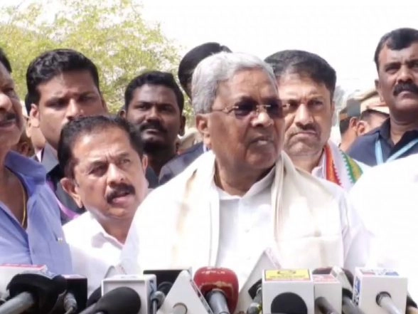 India News | "Growth of Hatred, Criminal Tendencies at Young Age Extremely Dangerous:" Karnataka CM Condemns Murder of 15-year-old Student