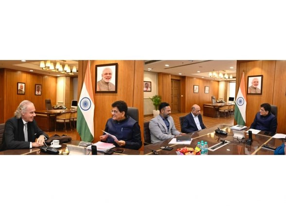 World News | Commerce Minister Piyush Goyal Holds Talks with IBM CEO Arvind Krishna, Jefferies' Christopher Wood on AI and Investment
