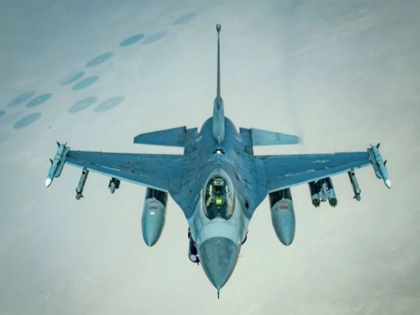 World News | US F-22 Fighter Planes Have Landed in Israel: Report